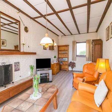 Holiday Home In Noordwijkerhout With Terrace Close To A Lake Zewnętrze zdjęcie